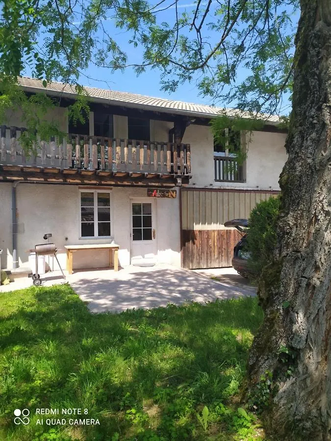 Le Saloon Hotel Chazey-sur-Ain Guest house