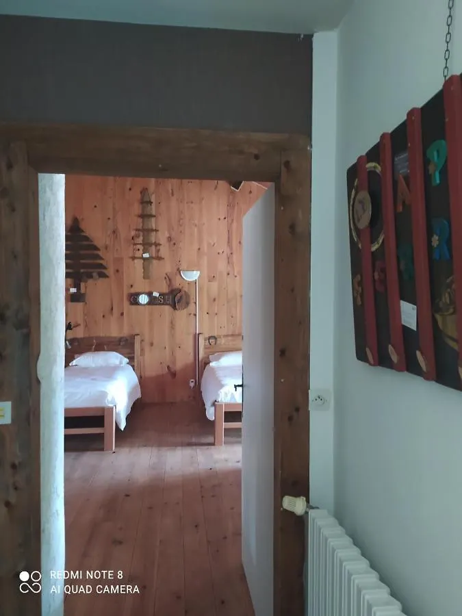 Le Saloon Hotel Chazey-sur-Ain Guest house